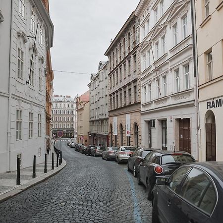 Skolska Junior Apartment Prague Exterior photo