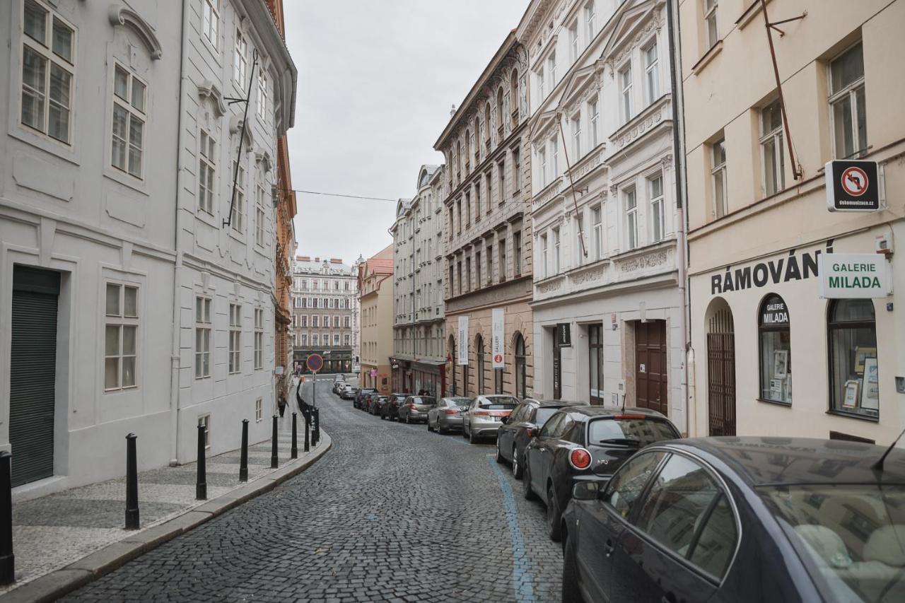 Skolska Junior Apartment Prague Exterior photo