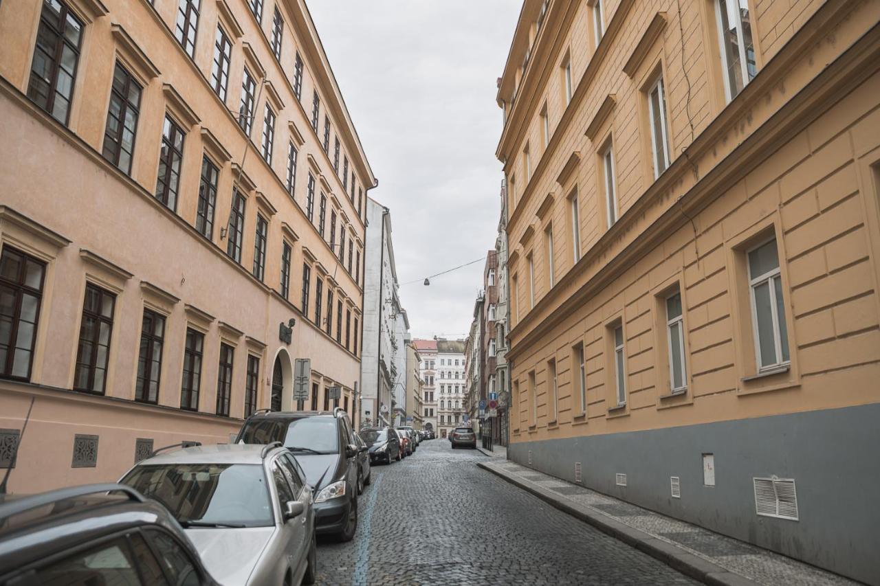 Skolska Junior Apartment Prague Exterior photo