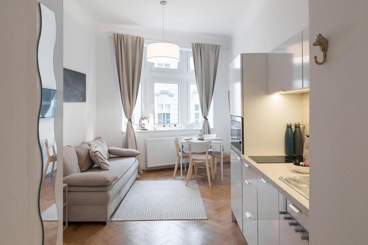 Skolska Junior Apartment Prague Exterior photo
